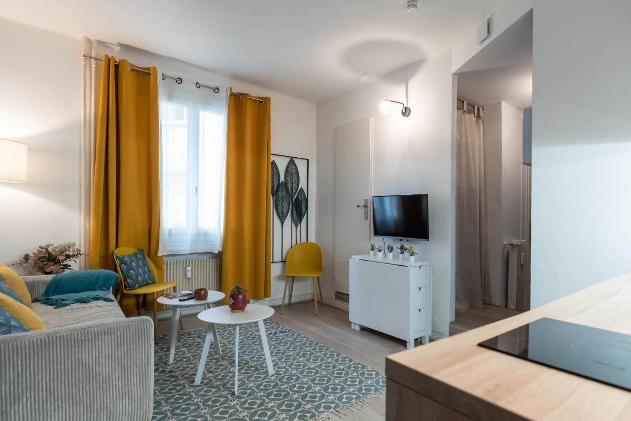 Studio Blue Confort , Proche Gare Part Dieu Apartment Villeurbanne Bagian luar foto