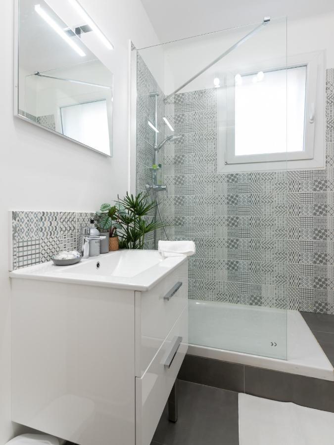 Studio Blue Confort , Proche Gare Part Dieu Apartment Villeurbanne Bagian luar foto